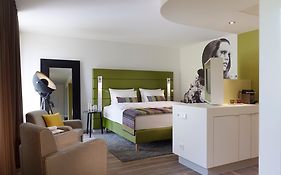 Hotel Indigo - - Victoriaplatz, An Ihg Hotel  4*